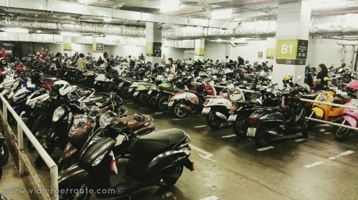 alquilar moto en tailandia